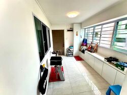 Blk 402 Bukit Batok West Avenue 7 (Bukit Batok), HDB Executive #557928881
